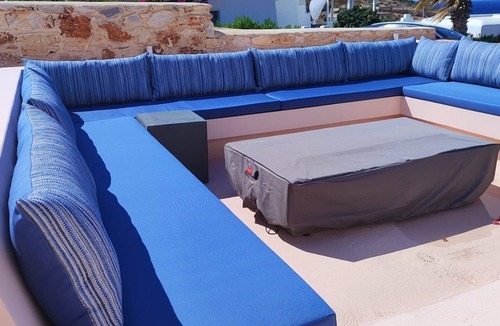 Parikia Villa | Fantastic waterfront villa on the Greek island of Paros