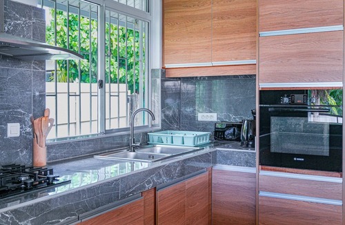 Paopao House | Fare Bessert