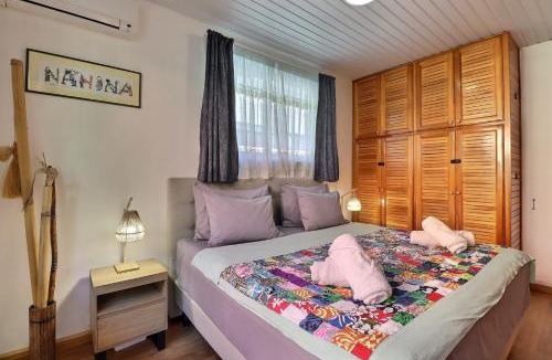 Papeete House | Fare Nãhina - 2 Bedrooms - City Center - Swimming Pool