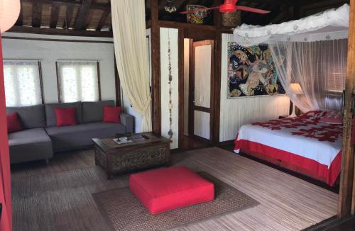 Maharepa House | Fare TEAK avec Palapa et piscine partagée