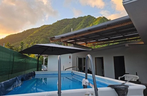 Teahupo'o House | Fare Tehaikinoa Teahupo'o avec Piscine et Barbecue