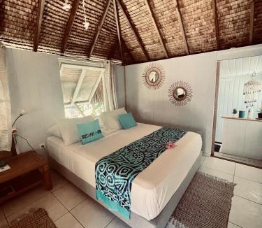 Tiahura House | FARE TEMANEA