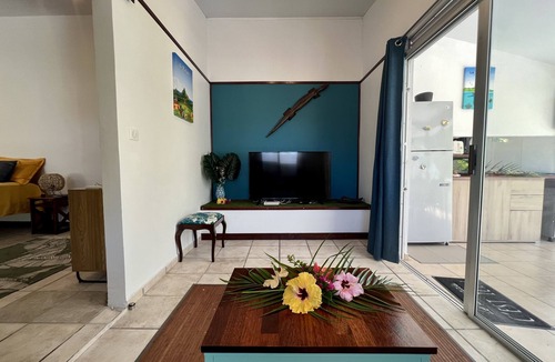 Moorea-Maiao Apartment | Fare Tokatea - Charming Studio w Beach Access