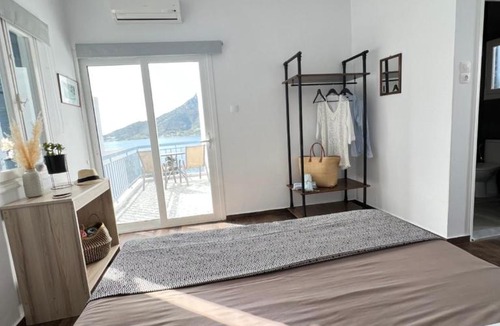 Massouri Apartment | Fatolitis Studios