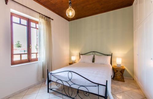 Maleme House | Femina