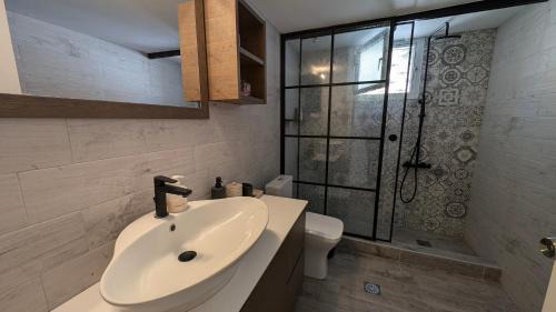 Haraki House | Feraklion House