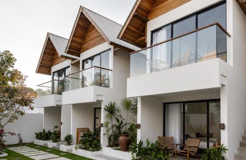 Gerupuk Hotel | FinnKai Villas