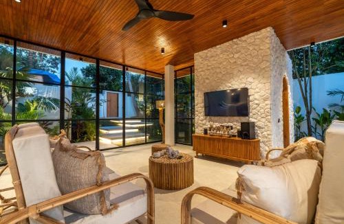 Melayang House | Fire Fly Villa