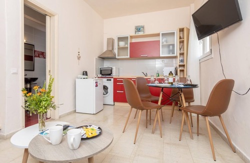 Lakka House | Flora Maisonettes 2 - Two Bedroom House, Sleeps 4