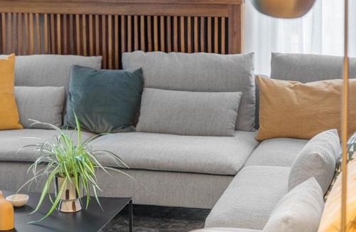 Thissio Apartment | Foothills of Acropolis-Thissio 3 bdrm apartment