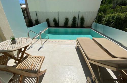 Daratsos Hotel | Forum Suites