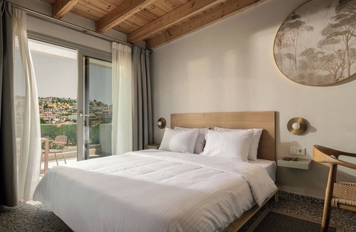 Nikita Hotel | FOS Luxury Suites