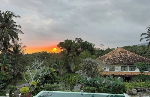 Suraberata Villa | Four Bedroom Villa with Pool & Tropical Garden near Balian