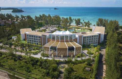 Lagoi Hotel | Four Points By Sheraton Bintan, Lagoi Bay