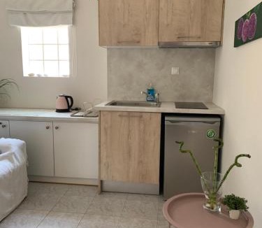 Kalamata Marina Apartment | Fresh Studio - Marina Kalamatas