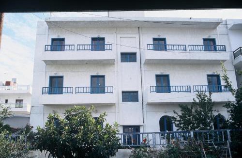 Hersonissos Centre Hotel | Friday Hotel