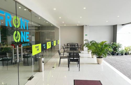 Gresik Hotel | Front One Hotel Gresik