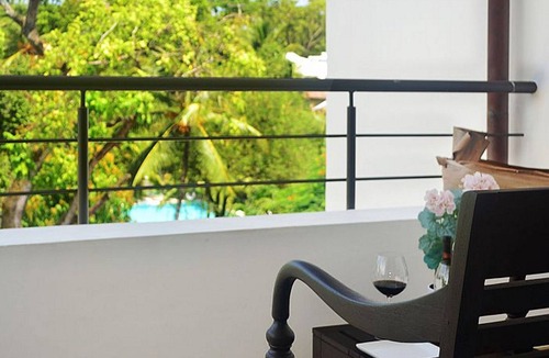 El Batey Apartment | Fully-equipped apartment in beachfront residence, near everything