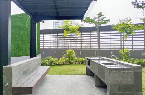 Kesawan Apartment | Functional 3BR at Apartment Podomoro City Deli Medan