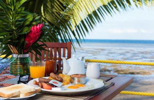 Malolo Island Resort | Funky Fish Beach & Surf Resort