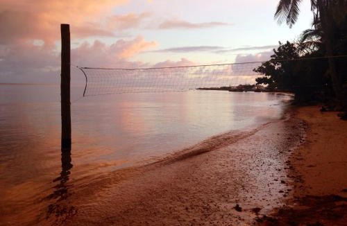 Malolo Island Resort | Funky Fish Beach & Surf Resort