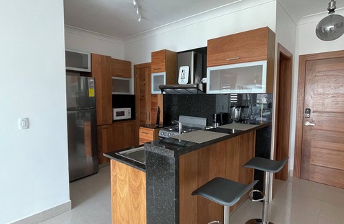 La Julia Apartment | G14 RoyalSuite 1BDR Poll Gym Saune
