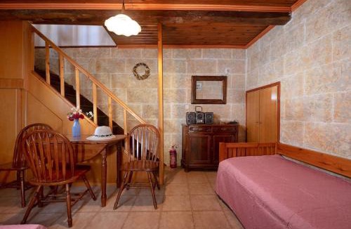 Galatas House | Galatas Maisonette