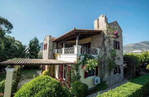 Kontsika Villa | Galaxidi Mansion
