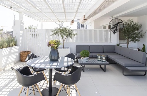 Piraeus Hotel | Gallery Suites & Residences Piraeus