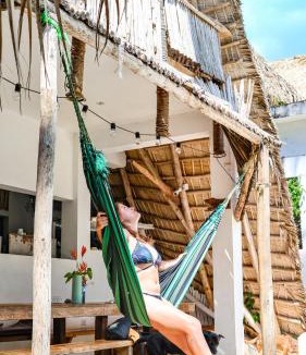 Samana Hostel | Ganesh Hostel & Shivas Bungalows