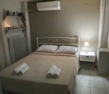 Larissa Apartment | George house