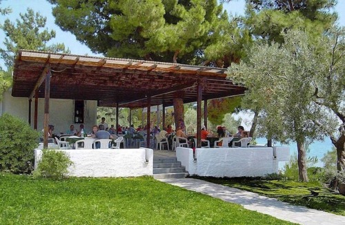 Gerakini House | Gerakini Holiday Home with a Balcony