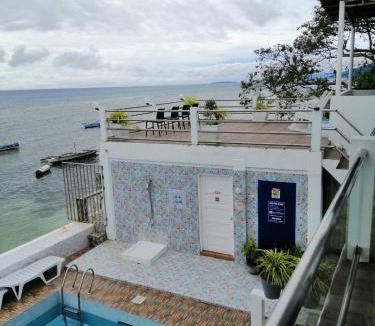 Oslob Hotel | Germaroze
