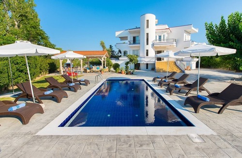 Faliraki Villa | Giovanni · Villa Giovanni