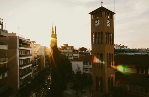 Larissa Apartment | Gk Suites-Constantin view , auto check-in 24h