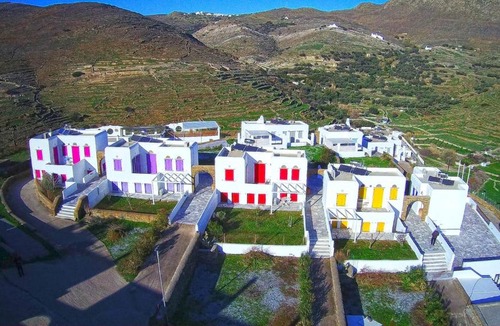 Panormos Hotel | GLAFKY Retreat
