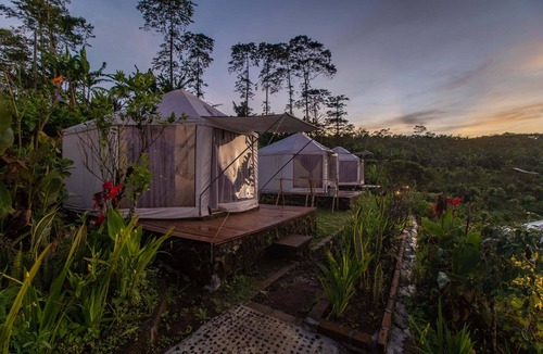 Gobleg RV Rental | Glamping Bliss! Beautiful 1BR Tent in Buleleng