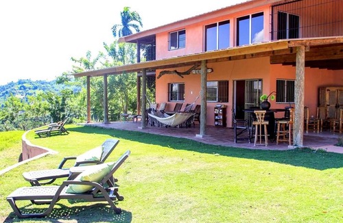 Yaque Arriba RV Rental | Glamping on the lake! A romantic weekend in a luxury tent