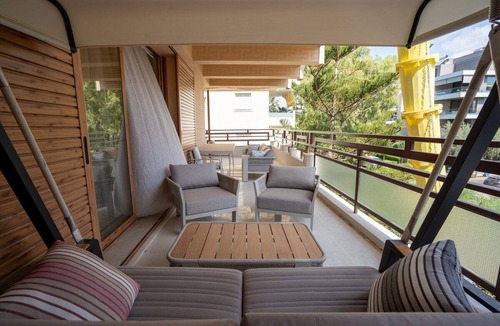 Glyfada Condo | Glyfada Prime Vacation Rentals