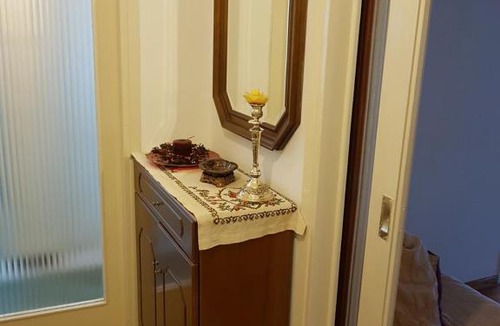Trikala Apartment | Goodbye, Lenin