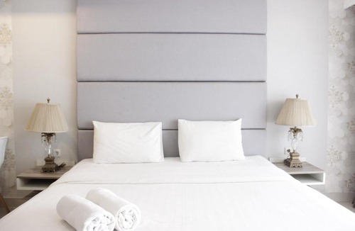 Braga Apartment | Gorgeous & Relaxing Studio Apartment at Tamansari Tera Residence By Travelio