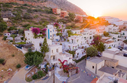 Piskopiano House | Gorgeous Studio for 2 People, Swimming Pool and Sea View