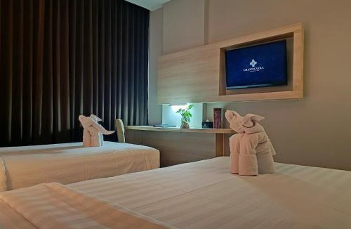 Malang Hotel | Grand Cakra Hotel Malang