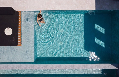 Plaka Apartment | Grande Sea View Suite with Private Pool - Milestones Naxos Hotel