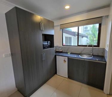 Martintar Hotel | Gray Inn