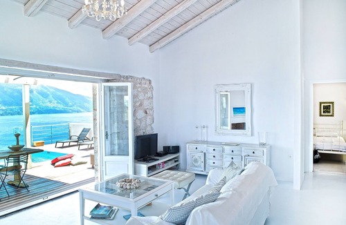 Evreti Villa | GREEN VILLA Luxurious Stone Villa With Private Pool And Panoramic Sea View!