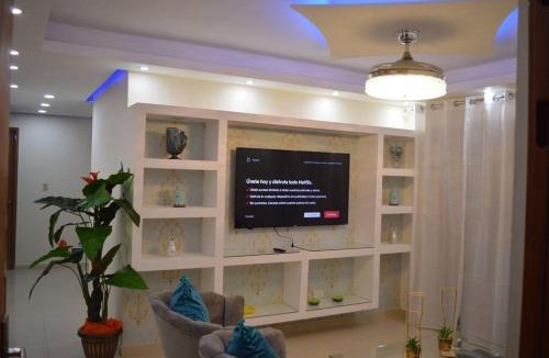 Mendoza Apartment | Green Vista Luxury Apt - 20 mins Airport, Beach