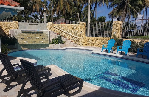 Cabarete Apartment | Ground floor B&B room/bathroom on the beach, breakfast included!