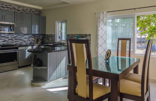 Cabarete Villa | Guest-friendly 7BD beachfront villa in central Cabarete, with amazing sea views!