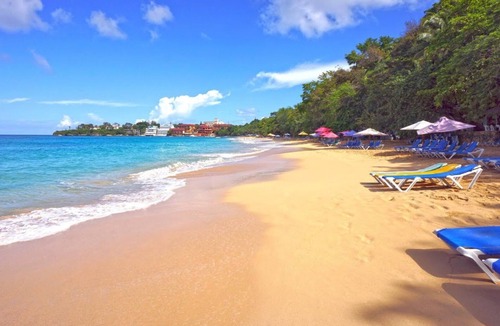 Villas Ana Maria Apartment | Guest-friendly studio in downtown Sosua, pool/TV/Wi-Fi, free housekeeping